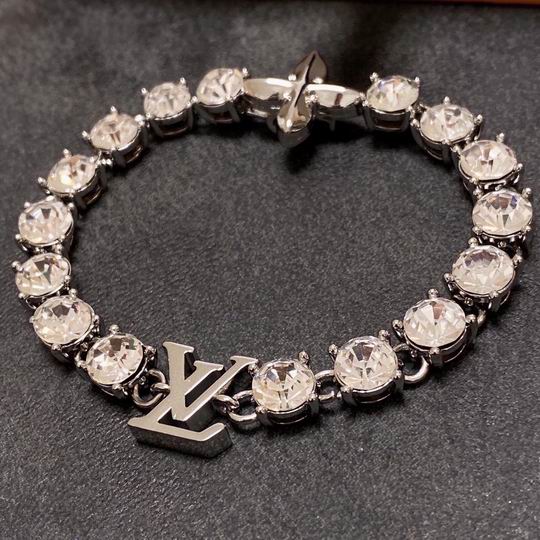 LV Bracelet 11lyh30